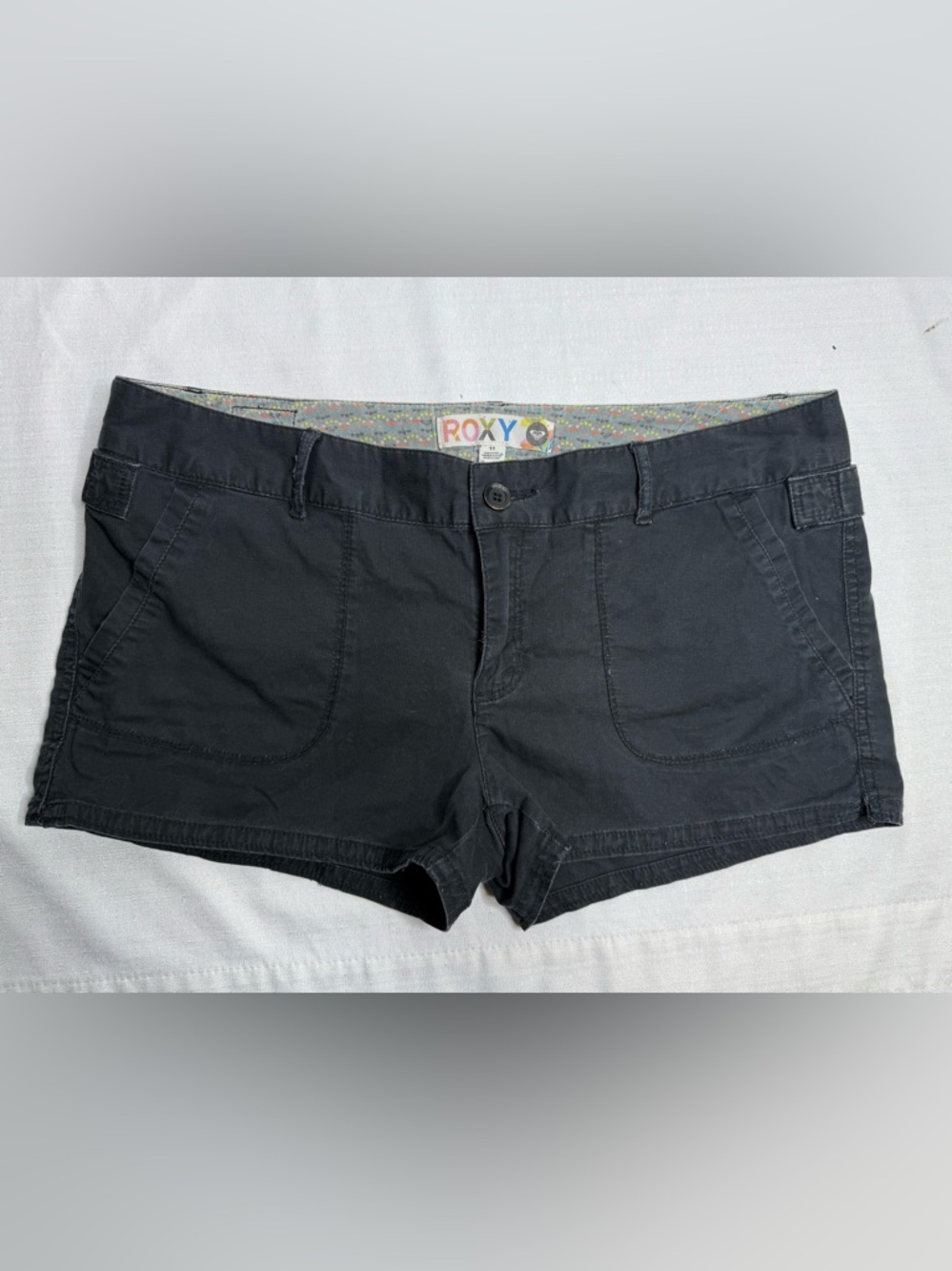 Roxy Cargo Shorts Women's Juniors Size 11 Vintage Y2K Skater Black